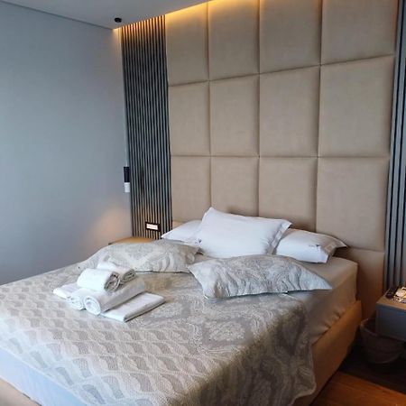 Blue Bay Hotel Sarande Bagian luar foto