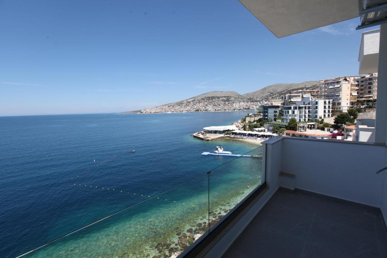 Blue Bay Hotel Sarande Bagian luar foto
