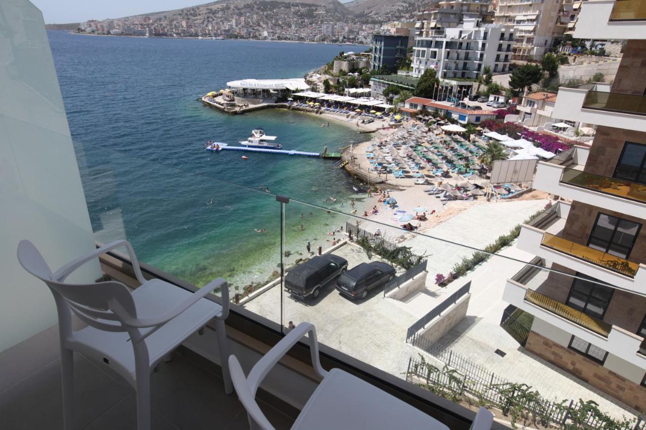 Blue Bay Hotel Sarande Bagian luar foto