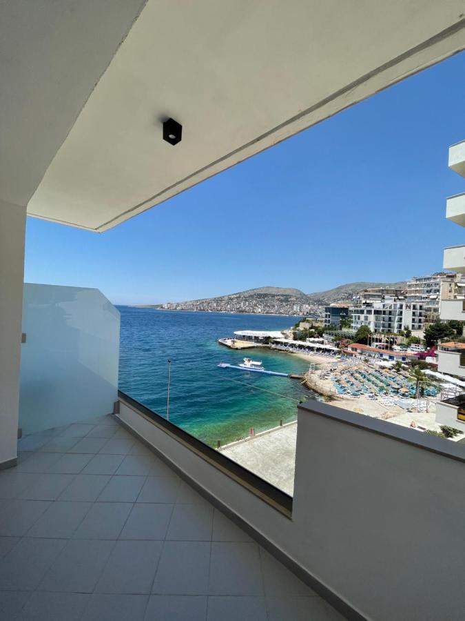 Blue Bay Hotel Sarande Bagian luar foto