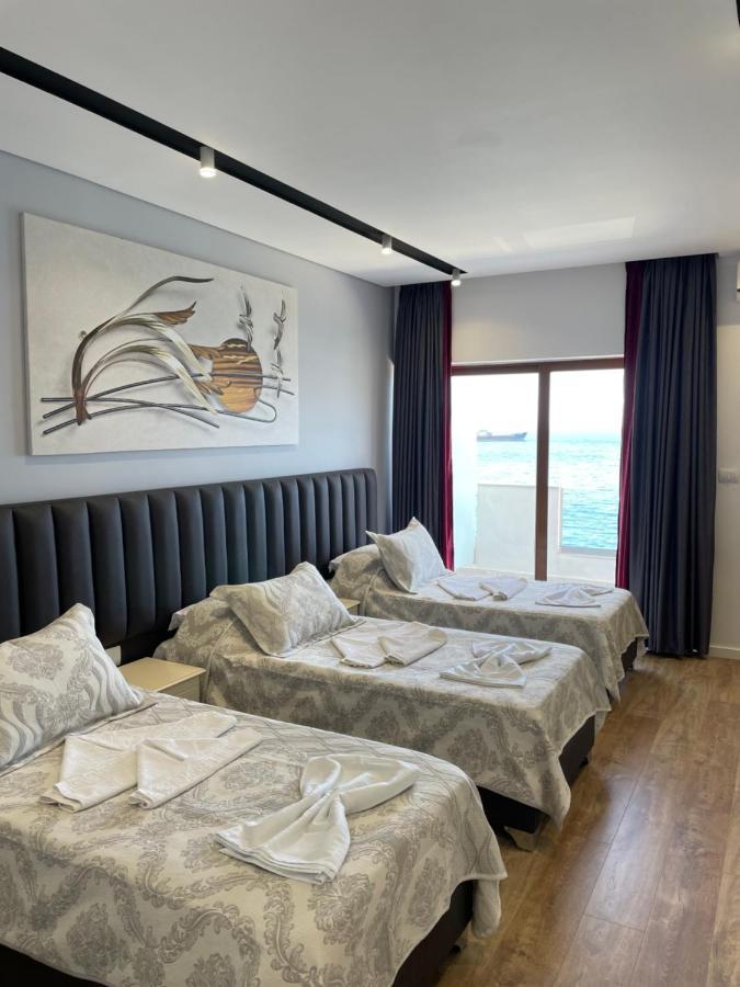 Blue Bay Hotel Sarande Bagian luar foto